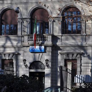 La polizia chiude per 15 giorni un bar di Busto dopo una rissa