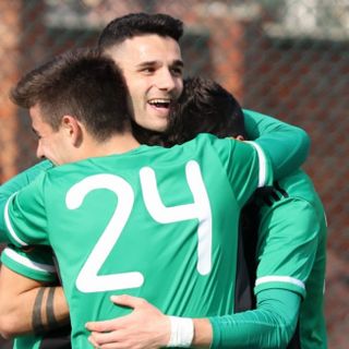 Felicità dei giocatori della Castellanzese, che hanno la meglio sul Fossano