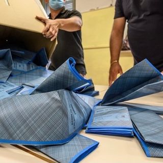 Mille giovani non hanno mai ritirato la tessera elettorale a Busto