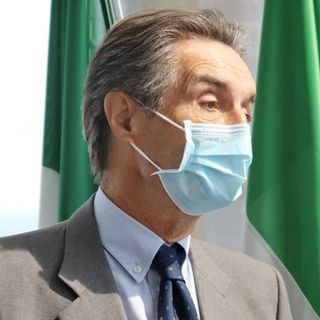 Coronavirus, Fontana: «Il virus rallenta, ora semplificare la vita ai cittadini»
