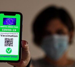 Il Governo ha deciso: dal 15 ottobre obbligo di Green Pass per tutti i lavoratori e tamponi gratuiti a chi non potrà vaccinarsi