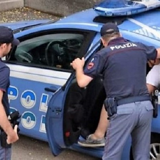 Notti brave in centro a Busto: gruppo di ragazzini si ribella ai controlli della polizia