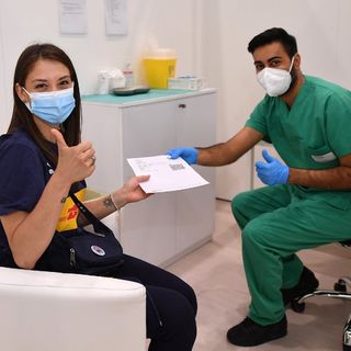 Vaccino anti Covid, l'obiettivo è più vicino: sfiorate le sei milioni di dosi, tutti vaccinati entro fine luglio