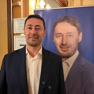 Forza Italia a congresso con il candidato unico Longhini