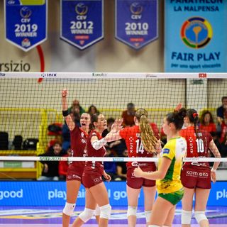 Trionfo biancorosso anche contro Pinerolo (foto Galbiati)