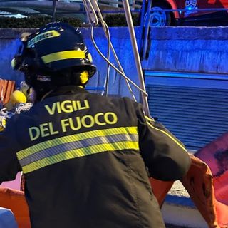 Sversamento di idrocarburi nel lago Ceresio, intervento di contenimento riuscito