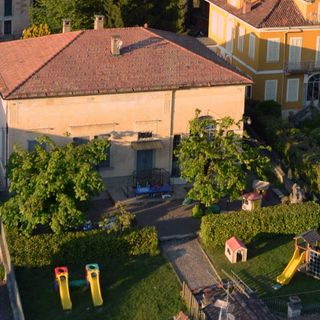 L'asilo di Brinzio (foto dalla pagina Facebook Brinzio 2.0) L'asilo di Brinzio (foto dalla pagina Facebook Brinzio 2.0)