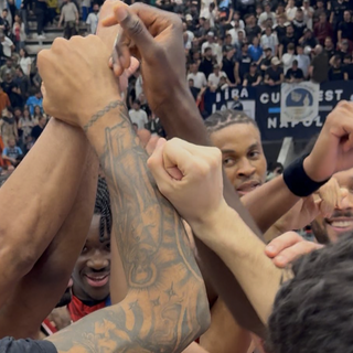 Varese esulta a Napoli