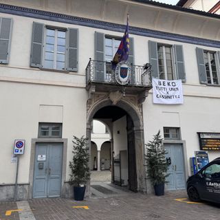 Il municipio di Somma Lombardo