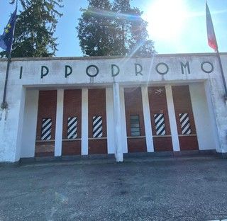 Non c'è pace per l'ippodromo di Varese