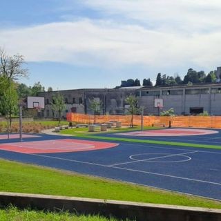 I campi di basket e pallavolo aperti nell'area ex cartiera di Besozzo