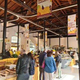 Una pianta in regalo per tutte le mamme ai Mercati di Campagna Amica di Varese