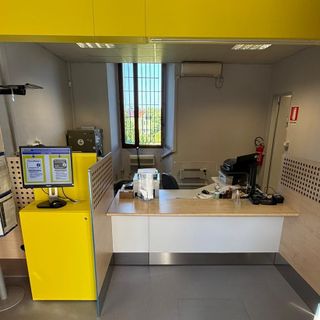 L'ufficio postale di Agra rimesso a nuovo