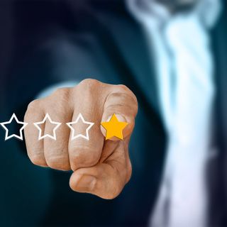 L'ANGOLO DEL CONSUMATORE. False recensioni su internet, come difendersi