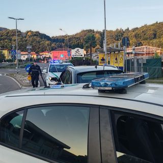 Posto di blocco della polizia locale di Lavena Ponte Tresa