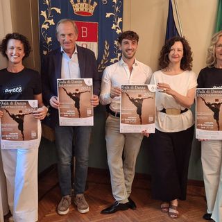 La presentazione del Gala internazionale con, al centro, Marco Palamone