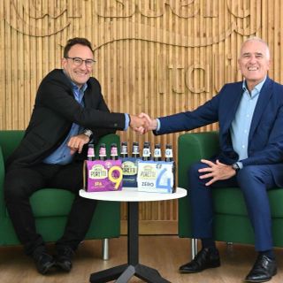 Olivier Dubost, Managing Director di Carlsberg Italia, e Luigi Galdabini, presidente di Confindustria Luigi Galdabini