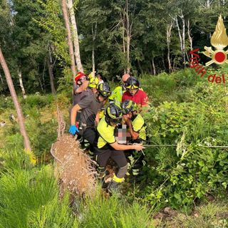 I soccorsi di stamattina in azione nel Comasco I soccorsi di stamattina in azione nel Comasco