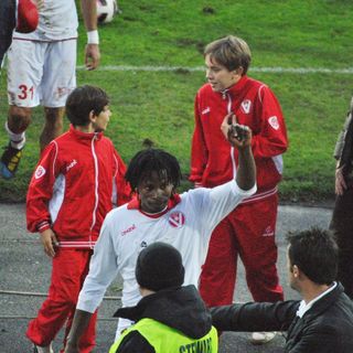 Willy Osuji, classe '90: un pezzetto della scalata alla serie B del Varese alla corte della Sanremese del presidente Masu (foto Ezio Macchi)