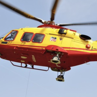 Precipita da un'impalcatura al Jrc di Ispra: grave un uomo di 48 anni