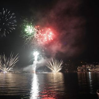 Fuochi d'artificio in programma a Laveno per la serata di Ferragosto
