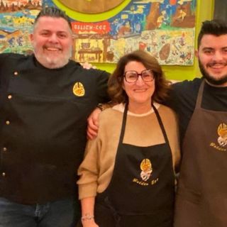 Venerdì il Golden Egg è in festa dalle 18 a mezzanotte: dress code oro, musica, panini e gin varesino