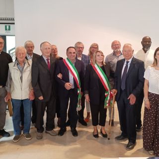 A Sesto Calende consegnate le benemerenze civiche: «Storie esemplari di impegno e passione per la città» A Sesto Calende consegnate le benemerenze civiche: «Storie esemplari di impegno e passione per la città»