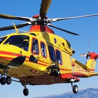 Furgone tampona un camion in autostrada tra Rho e la barriera di Milano Ghisolfa: un morto e un ferito