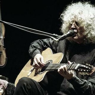 Angelo Branduardi in una foto tratta dal suo profilo ufficiale di Facebook