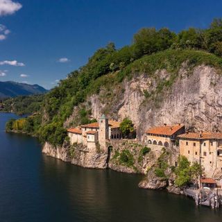 L'Eremo di Santa Caterina del Sasso