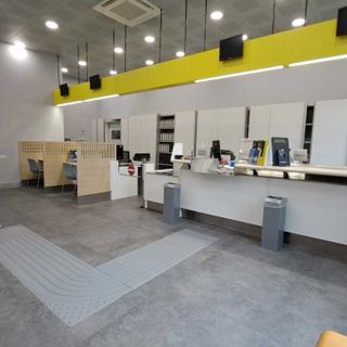 L'ufficio postale di Arcisate rinnovato