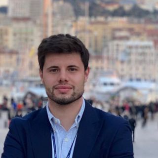 Il sindaco di Sangiano Matteo Marchesi