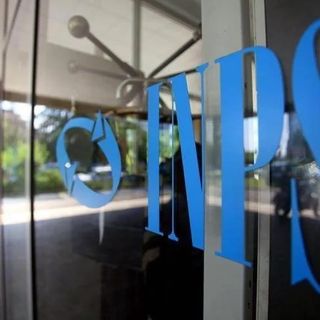 Pensione gennaio 2026, quando arriva: pagamenti e aumenti