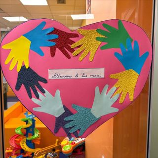 Uno dei tanti lavori dei piccoli ricoverati con Il Ponte del Sorriso Uno dei tanti lavori dei piccoli ricoverati con Il Ponte del Sorriso