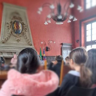 Sacchetti anti spreco a scuola e "M'illumino di meno": il Comune di Somma Lombardo incontra i piccoli alunni