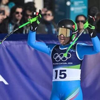 Sofia Goggia al traguardo (foto adnkronos)