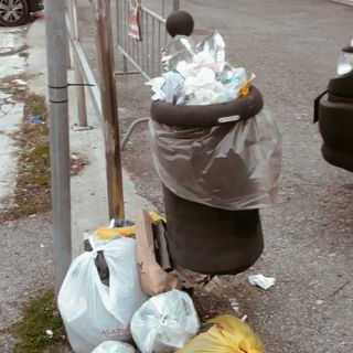 Rifiuti abbandonati a Besozzo