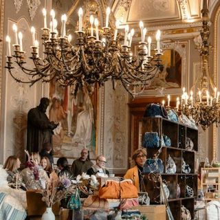 Domenica a Ville Ponti torna “Creanza e la Signora Colomba”: oltre 80 artigiani selezionati daranno vita a un percorso espositivo unico