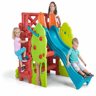 Che giochi scegliere per casa e giardino: idee e precauzioni per famiglie con bambini