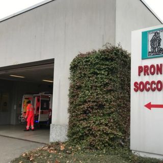 E' in prognosi riservata in gravi condizioni il motociclista ferito ieri a Lavena Ponte Tresa