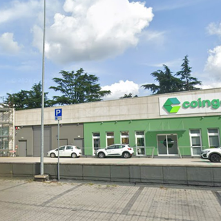 La sede di Coinger di Jerago con Orago (foto da Google)