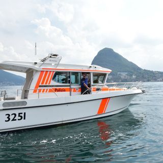 Ripartite all'alba le ricerche delle due persone disperse nelle acque del lago Ceresio: ancora nessuna traccia