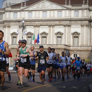 La “Scala” alla Milano Marathon per Gulliver