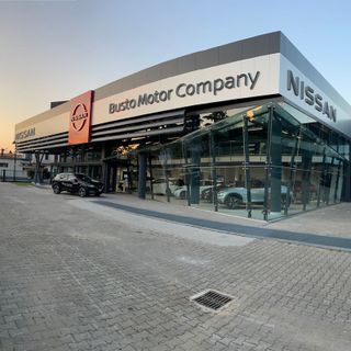 Busto Motor Company apre le porte del nuovo showroom NISSAN