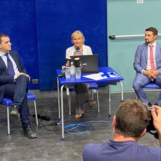 VIDEO. Dieci borse di studio per gli studenti dello Stein con Camera Condominiale Varese. «Portiamo i ragazzi nel mondo del lavoro»