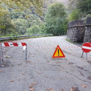 Curiglia con Monteviasco, aperto al transito dei pedoni il passaggio provvisorio a monte del tratto di provinciale crollato