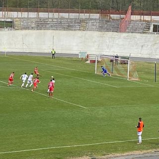 Incubo Franco Ossola: Varese ripreso al 95' (2-2) con il portiere che urla "mia" e non la prende...