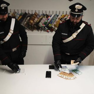 Induno, fermato in via Jamoretti con dieci dosi di cocaina in auto: giovane arrestato