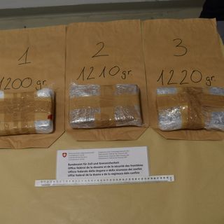 Spaccio in dogana, due arresti in Canton Ticino: sequestrati oltre tre chili e mezzo di cocaina