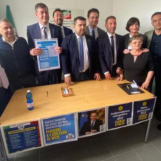 VIDEO - Forza Italia torna sul territorio e lancia la sua nuova squadra, Esposito commissario varesino. «Il primo pensiero è per Silvio»
